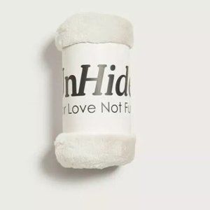 UnHide Lil’ Marsh - Faux Fur Blanket - Snow White 50 x 60